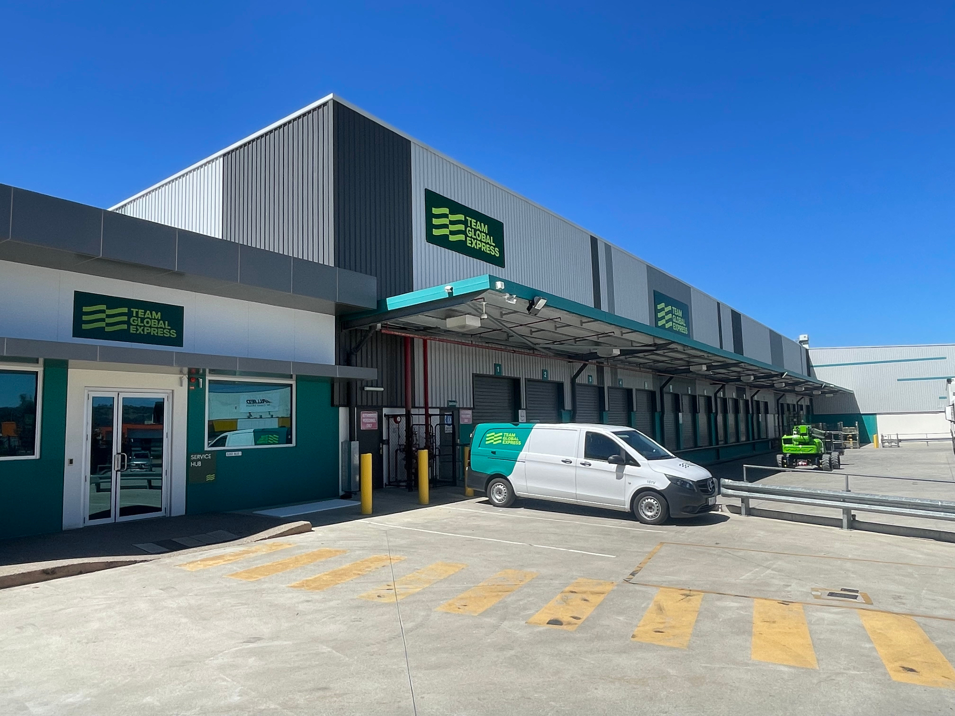 Service hub entry with multi-panel brand rollout