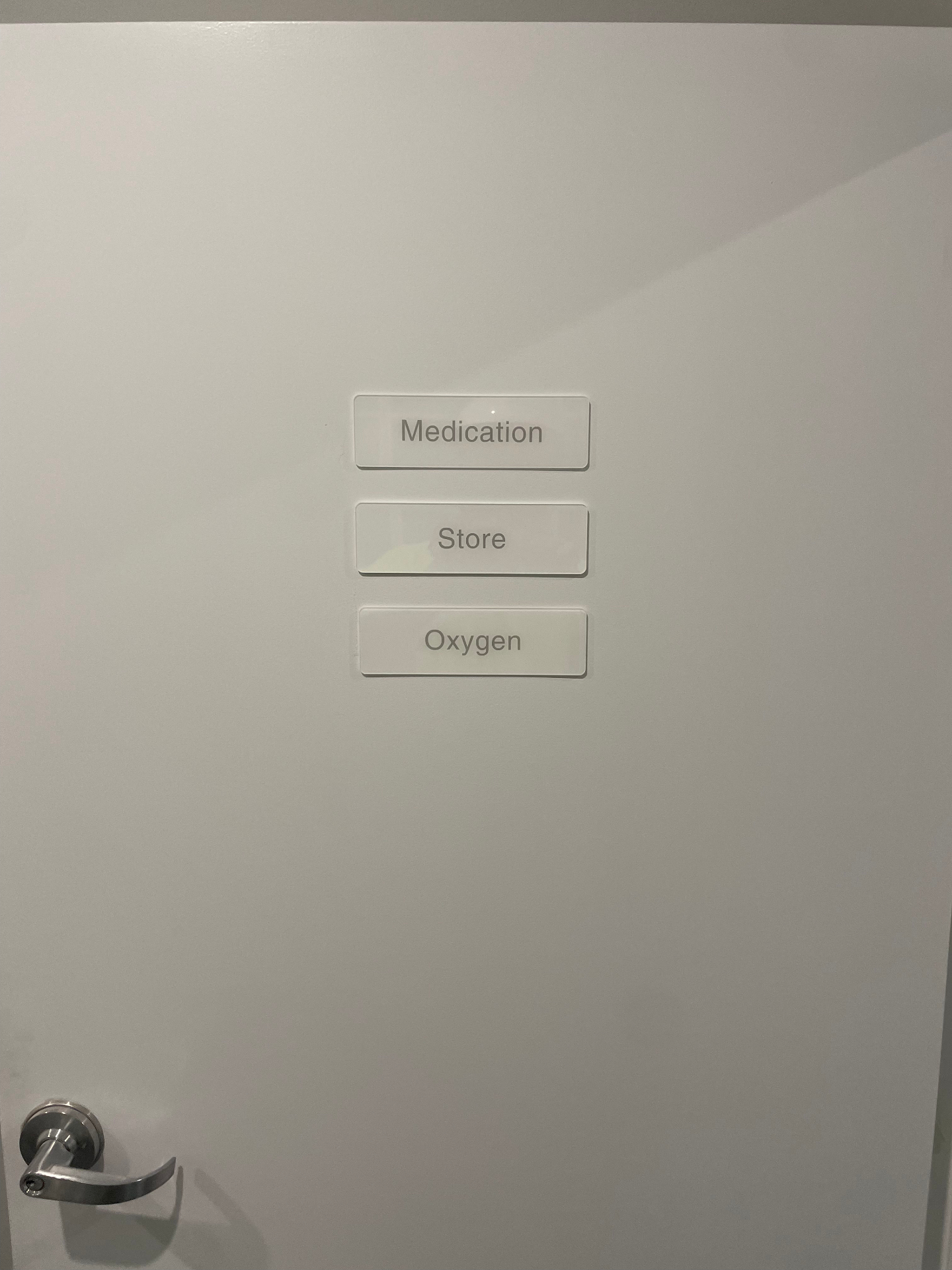 Medication · Store · Oxygen labels